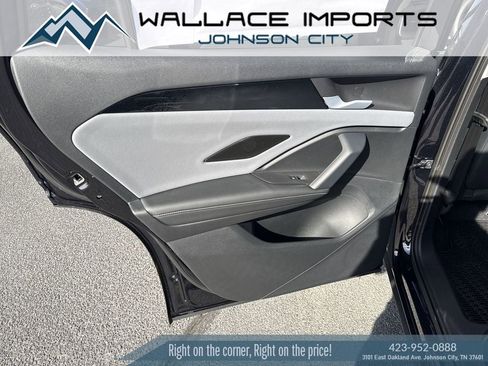 New 2026 Volkswagen Tiguan SE AWD/4WD image 25