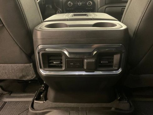 Used 2022 Chevrolet Silverado 1500 LTZ w/ LTZ Premium Package AWD/4WD image 35