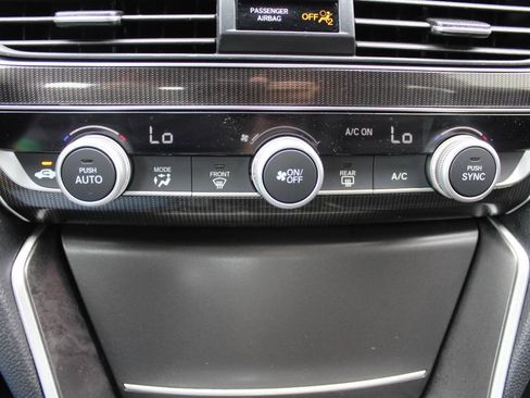 Used 2022 Honda Accord Sport image 15
