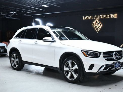 Used 2021 Mercedes-Benz GLC 300 4MATIC image 4