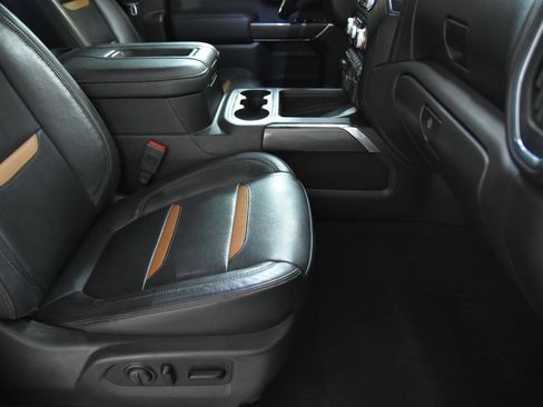 Used 2020 GMC Sierra 1500 AT4 w/ AT4 Premium Package AWD/4WD image 36