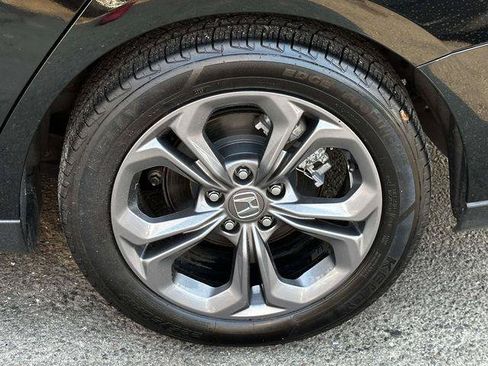 Used 2023 Honda Accord EX image 10