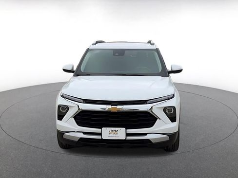 Used 2025 Chevrolet TrailBlazer LT image 4