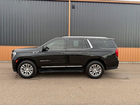 Used 2021 GMC Yukon Denali AWD/4WD image 3