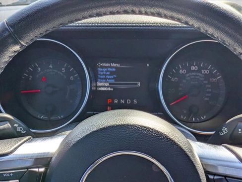 Used 2021 Ford Mustang Coupe image 10