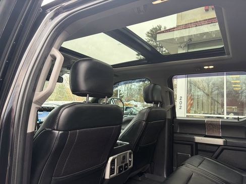 Used 2019 Ford F250 Lariat w/ Lariat Ultimate Package image 48