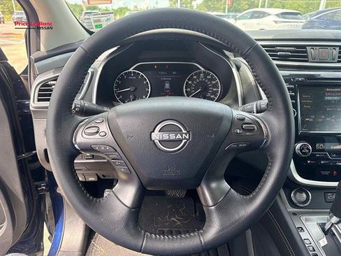 Used 2023 Nissan Murano SV FWD image 20