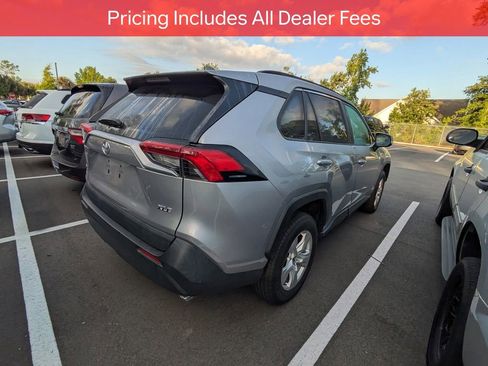 Used 2021 Toyota RAV4 XLE FWD image 7