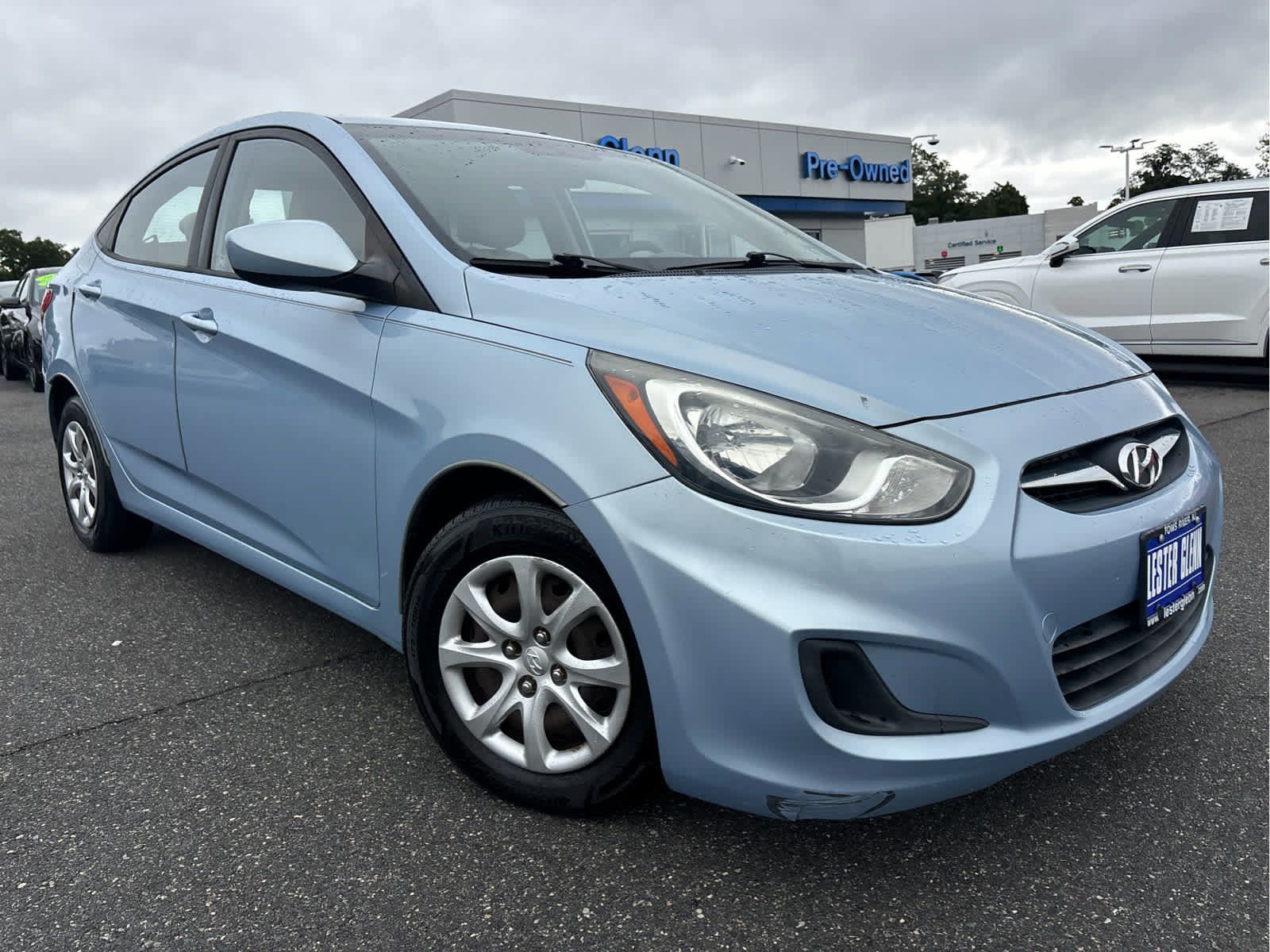Used 2012 Hyundai Accent GLS FWD image 27