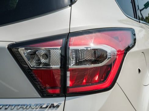Used 2017 Ford Escape Titanium FWD image 7