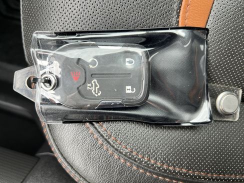 Used 2020 GMC Sierra 1500 AT4 w/ AT4 Premium Package image 36