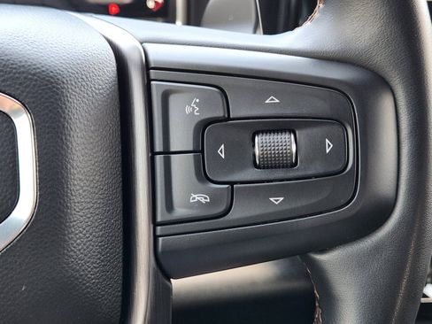 Used 2024 GMC Sierra 1500 AT4 w/ Technology Package AWD/4WD image 23
