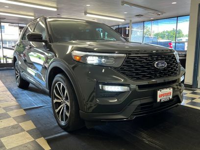 Used 2023 Ford Explorer ST-Line w/ Class IV Trailer Tow Package