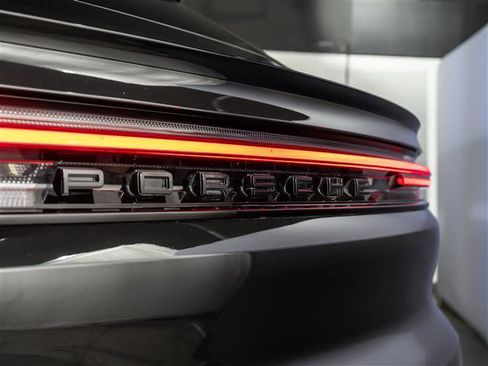 Certified 2026 Porsche Cayenne Coupe AWD/4WD image 33