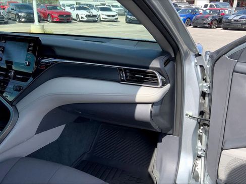 Used 2023 Toyota Camry LE FWD image 18