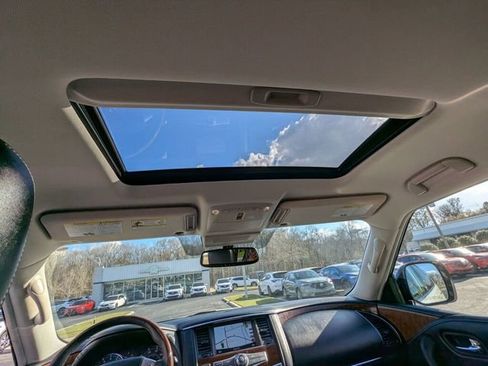 Used 2019 INFINITI QX80 Luxe image 19