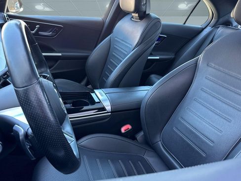 Used 2022 Mercedes-Benz C 300 Sedan image 5
