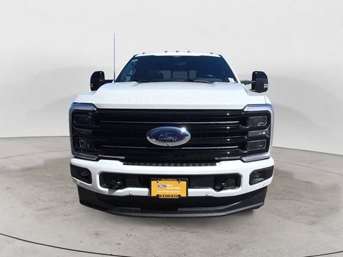 Certified 2025 Ford F350 Platinum w/ FX4 Off-Road Package AWD/4WD image 8
