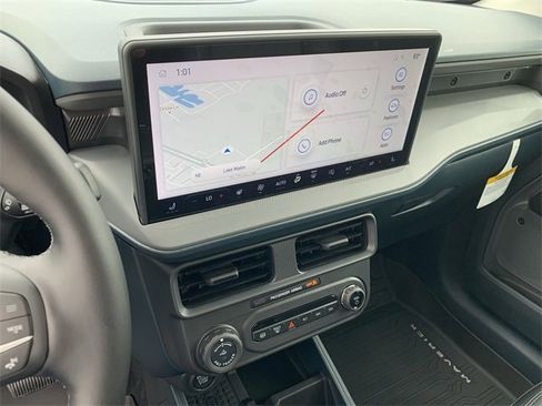New 2025 Ford Maverick Lariat w/ Black Appearance Package image 23