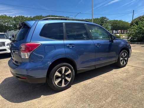Used 2017 Subaru Forester 2.5i Premium AWD/4WD image 5