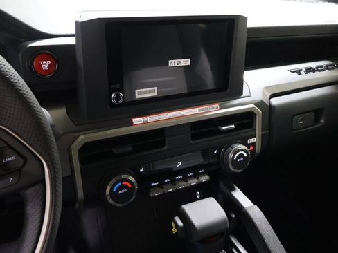 New 2026 Toyota Tacoma TRD Off-Road AWD/4WD image 20