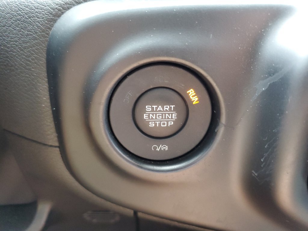 Used 2022 Jeep Gladiator Overland AWD/4WD image 35