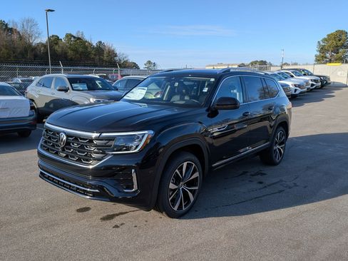 New 2026 Volkswagen Atlas SEL Premium R-Line image 7