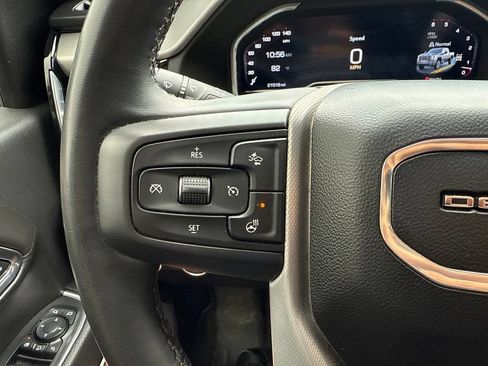 Used 2024 GMC Sierra 2500 Denali w/ Denali Reserve Package AWD/4WD image 16