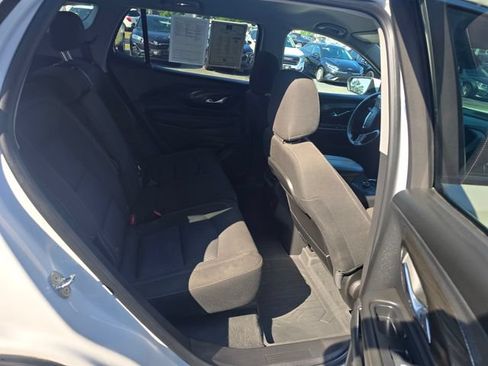 Used 2023 GMC Terrain SLE w/ LPO, Floor Liner Package AWD/4WD image 43