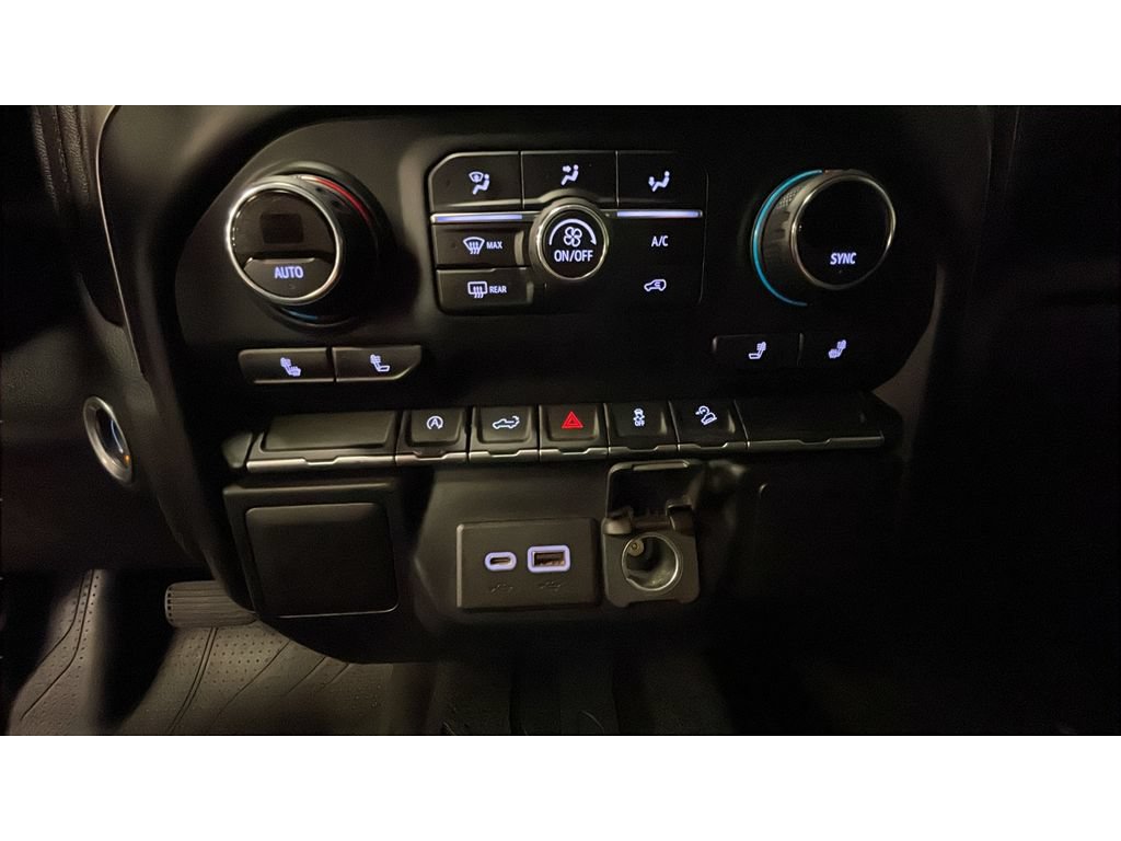 Used 2019 Chevrolet Silverado 1500 RST AWD/4WD image 14