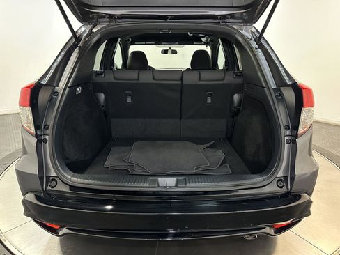 Certified 2022 Honda HR-V Sport image 31