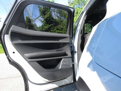 Used 2025 Polestar Polestar 3 AWD/4WD image 19