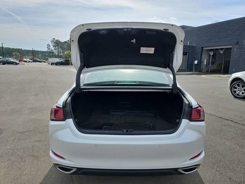 Used 2021 Lexus ES 350 Ultra Luxury w/ Accessory Package 2 image 16