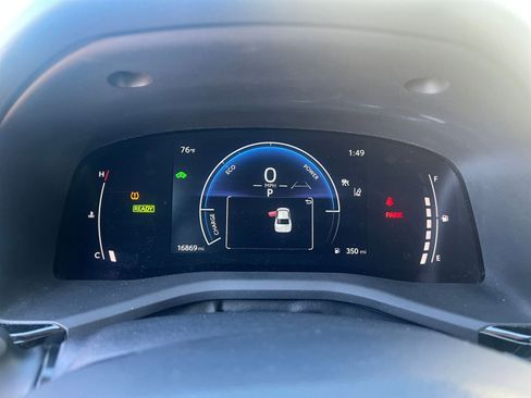 Used 2025 Toyota Camry LE image 40