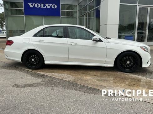 Used 2016 Mercedes-Benz E 350 Sedan image 5