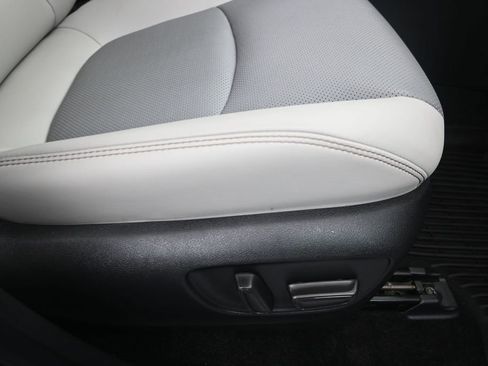 Used 2024 Toyota RAV4 Limited FWD image 10