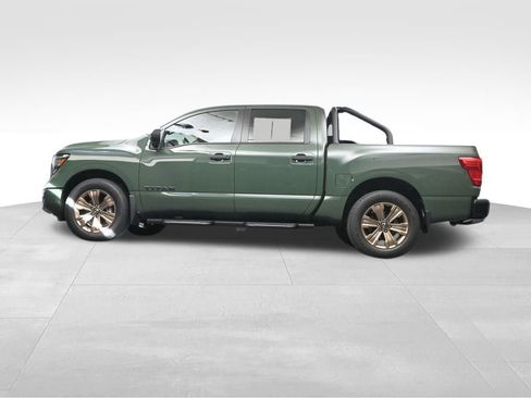 Used 2024 Nissan Titan SV w/ SV Bronze Edition Package RWD image 30