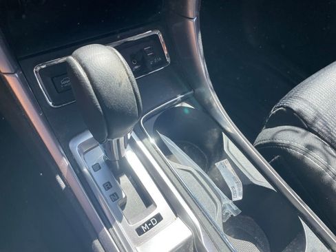 Used 2020 Subaru Ascent Premium w/ Convenience Package image 9