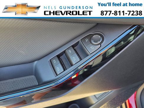 New 2026 Chevrolet Equinox LT w/ Convenience Package II AWD/4WD image 18