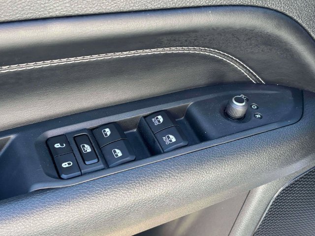 Used 2023 Jeep Compass Latitude w/ Convenience Group AWD/4WD image 10