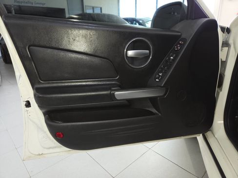 Used 2008 Pontiac Grand Prix w/ Premium Package FWD image 13