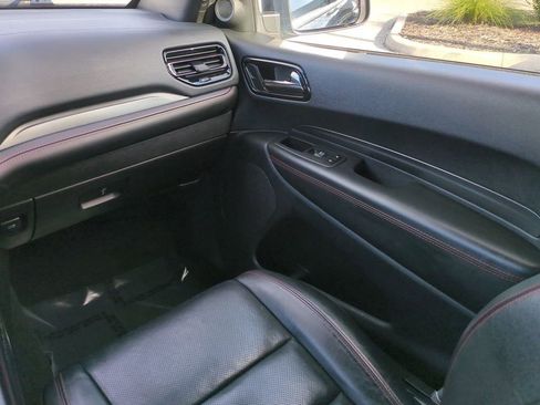 Used 2023 Dodge Durango GT image 17