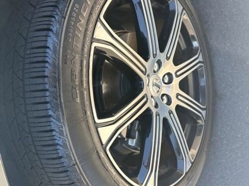 Used 2019 Volvo XC60 T5 Inscription AWD/4WD image 2
