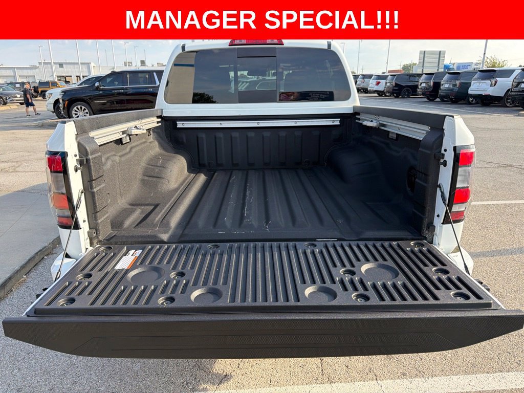 Used 2026 Nissan Frontier SV w/ SV Convenience Package AWD/4WD image 11