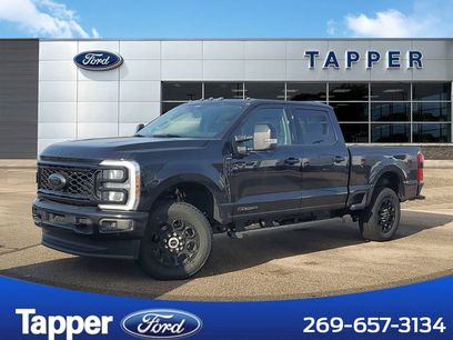 New 2026 Ford F250 Lariat w/ Black Appearance Package