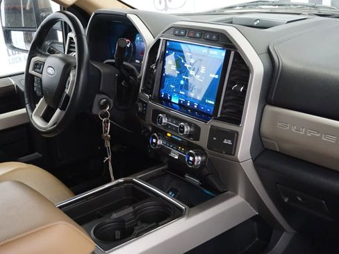 Used 2022 Ford F250 Lariat w/ Tremor Off-Road Package AWD/4WD image 28