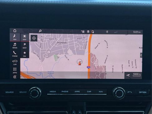 Used 2021 Porsche Macan AWD/4WD image 39