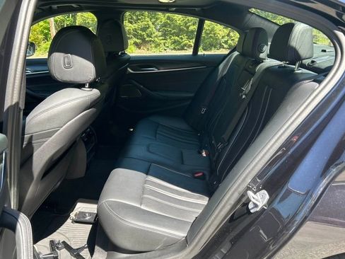 Used 2023 BMW 530e xDrive w/ Premium Package AWD/4WD image 10