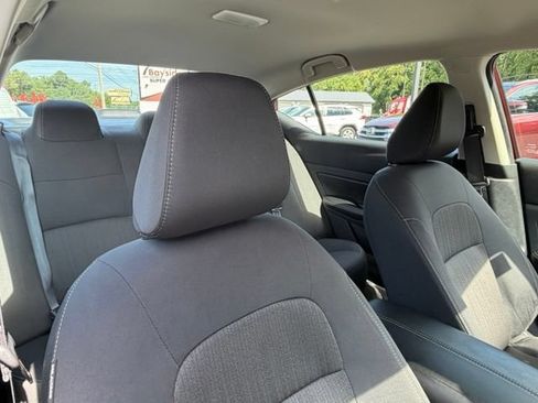 Used 2025 Nissan Altima 2.5 SV FWD image 27