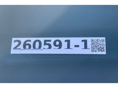 Used 2021 Chrysler Pacifica Touring w/ Uconnect Theater Family Group image 50